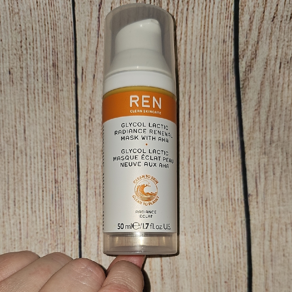 REN Clean Skincare Glycol Lactic Radiance Renewal Mask with AHA